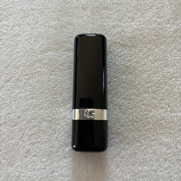 Covergirl 650 Continuous Color Bold & Burgundy Lip Stick - Picture 1 of 4